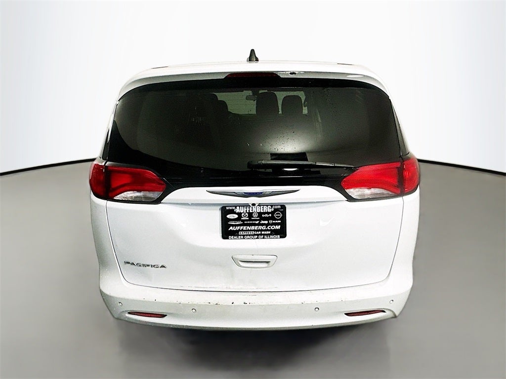 2018 Chrysler Pacifica L