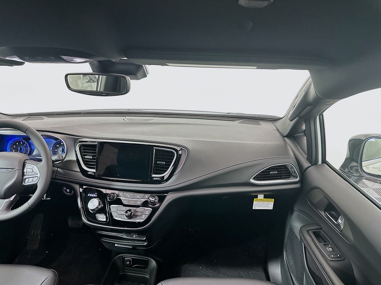 2027 Chrysler Pacifica PACIFICA SELECT