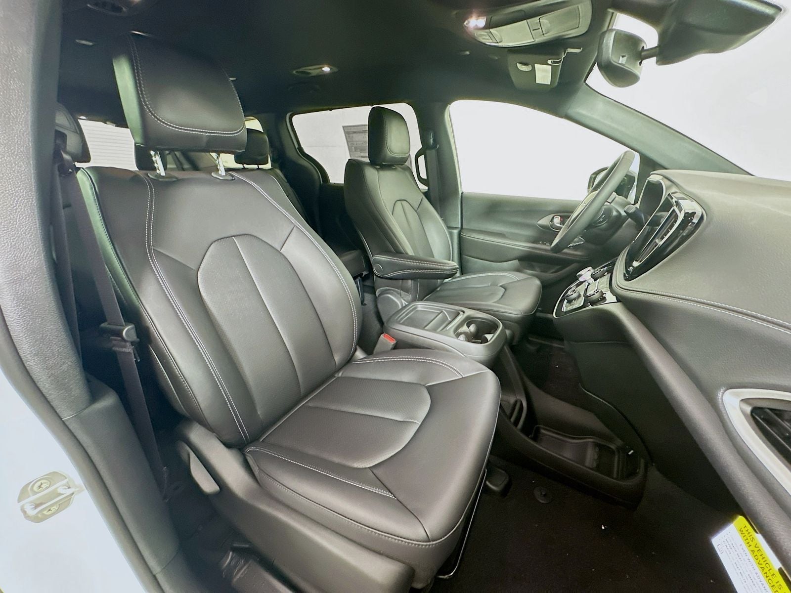 2027 Chrysler Pacifica PACIFICA SELECT