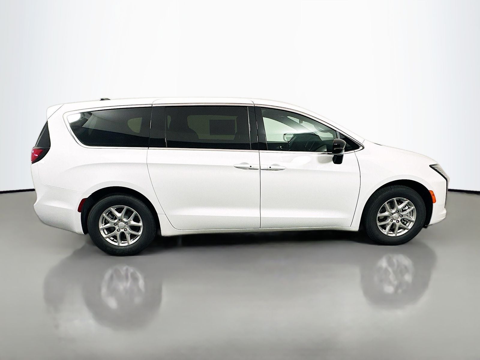2027 Chrysler Pacifica PACIFICA SELECT