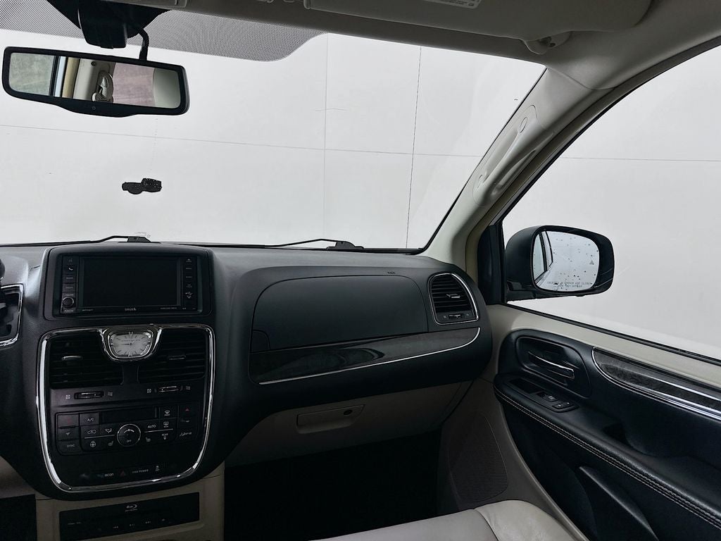 2014 Chrysler Town & Country Limited