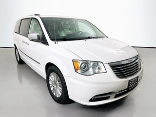 2014 Chrysler Town &amp; Country Limited
