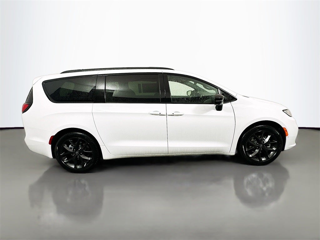 2026 Chrysler Pacifica PACIFICA LIMITED