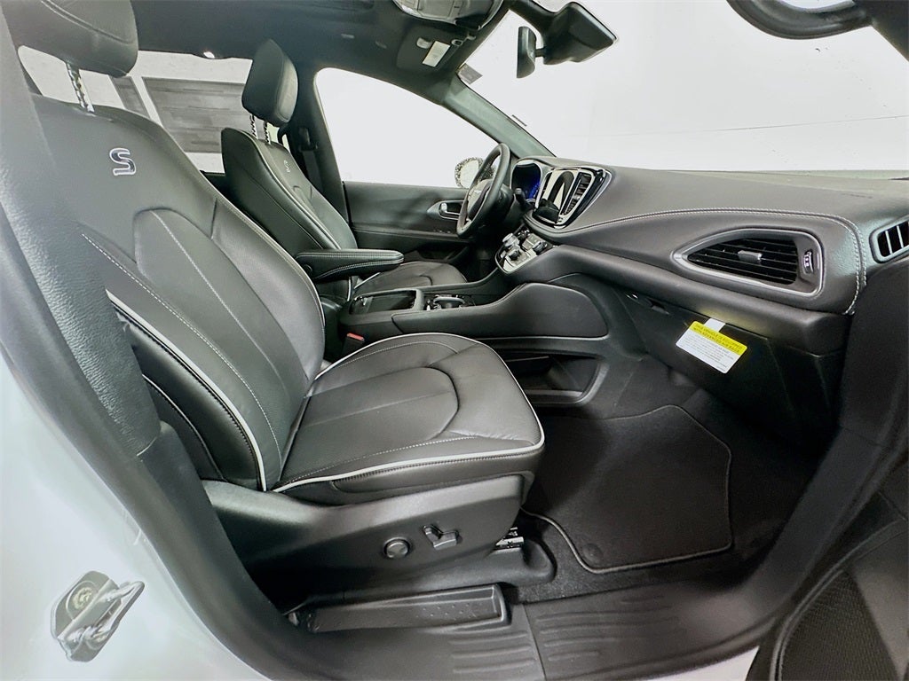 2026 Chrysler Pacifica PACIFICA LIMITED