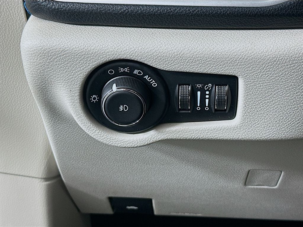 2021 Chrysler Pacifica Hybrid Touring L