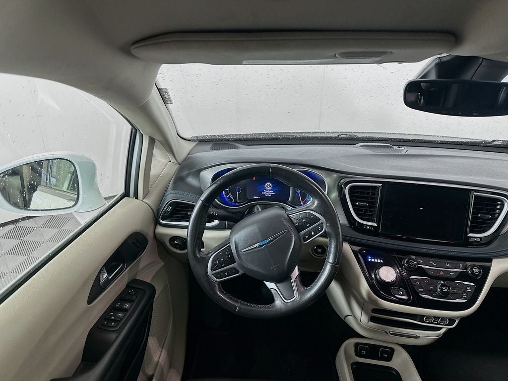 2021 Chrysler Pacifica Hybrid Touring L