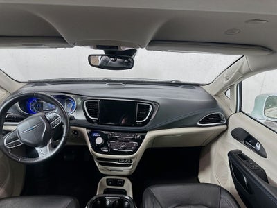 2021 Chrysler Pacifica Hybrid Touring L