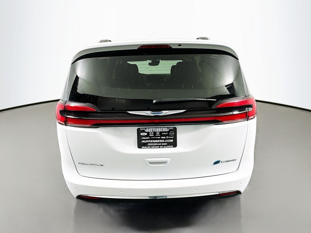 2021 Chrysler Pacifica Hybrid Touring L