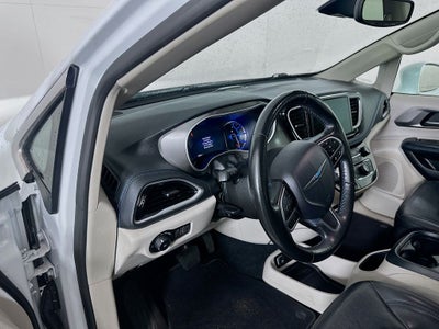 2021 Chrysler Pacifica Hybrid Touring L