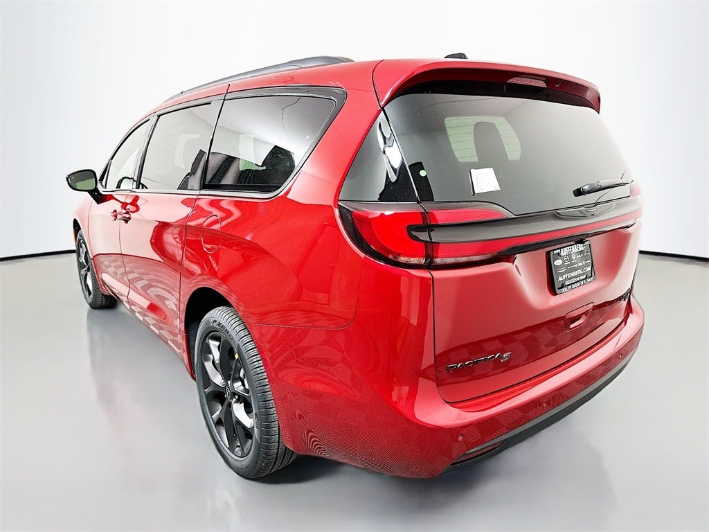 2026 Chrysler Pacifica PACIFICA LIMITED AWD