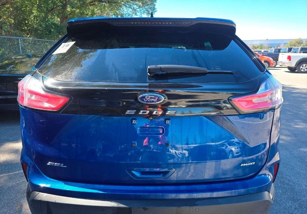 2022 Ford Edge SEL