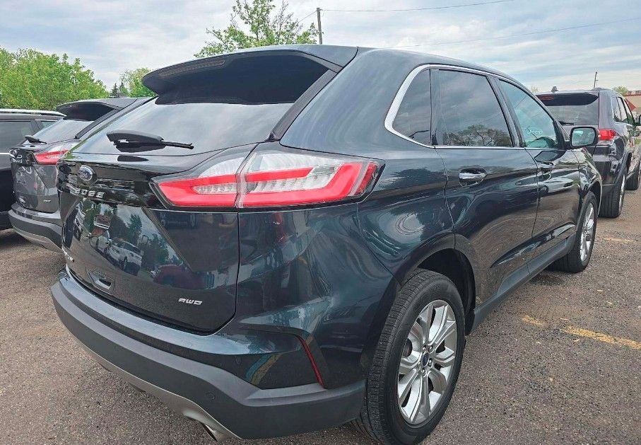 2022 Ford Edge Titanium