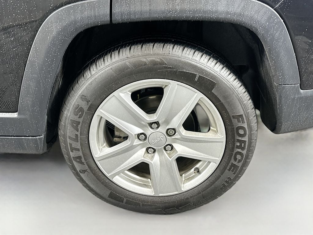 2022 Jeep Compass Latitude FWD