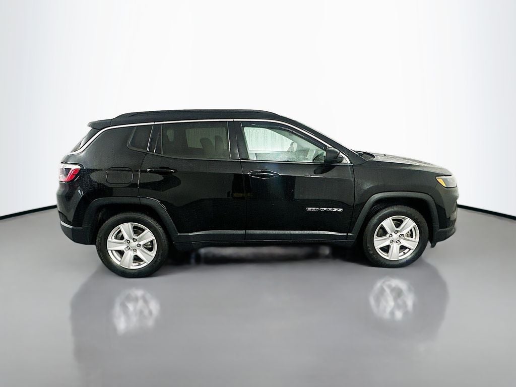 2022 Jeep Compass Latitude FWD
