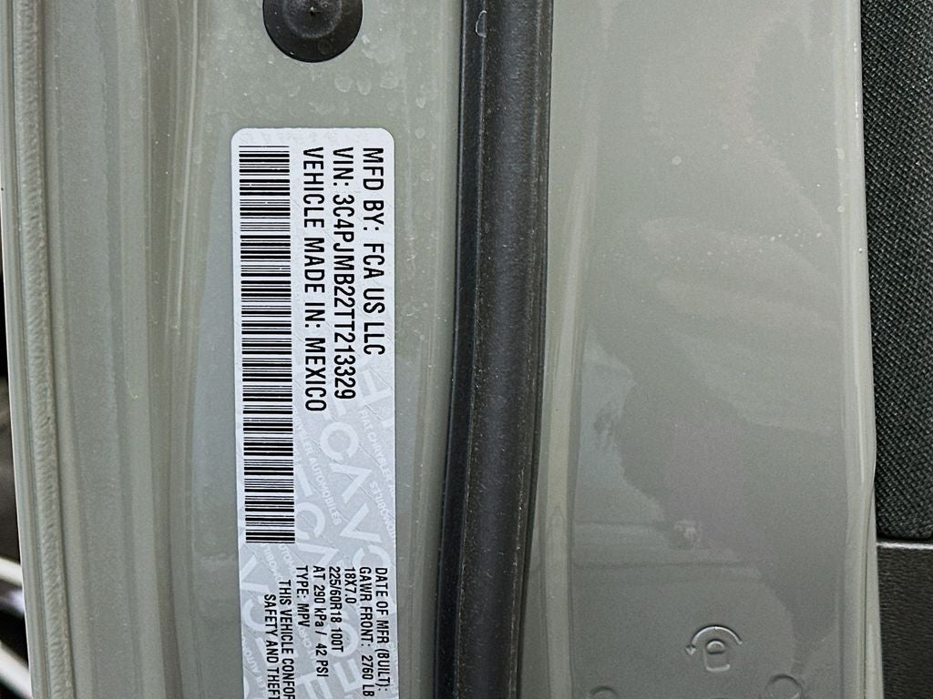 2026 Jeep Cherokee CHEROKEE LAREDO 4X4