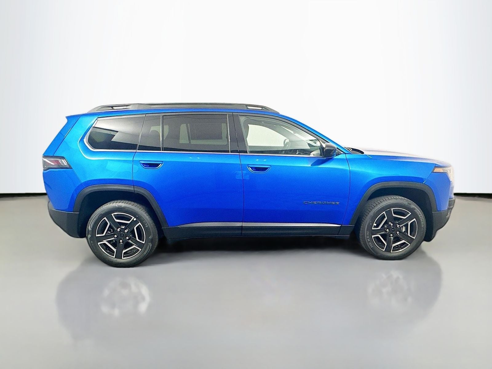 2026 Jeep Cherokee CHEROKEE LAREDO 4X4