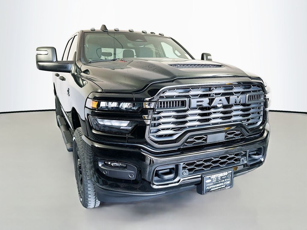 2026 RAM Ram 2500 RAM 2500 BLACK EXPRESS CREW CAB 4X4 6'4' BOX
