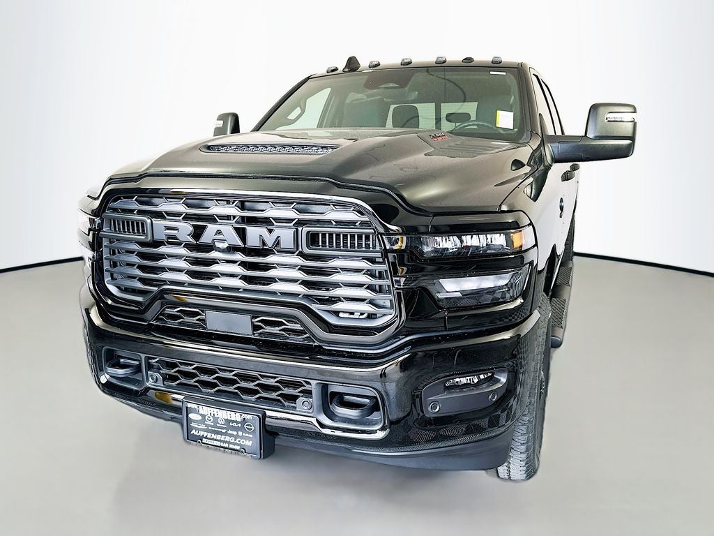 2026 RAM Ram 2500 RAM 2500 BLACK EXPRESS CREW CAB 4X4 6'4' BOX