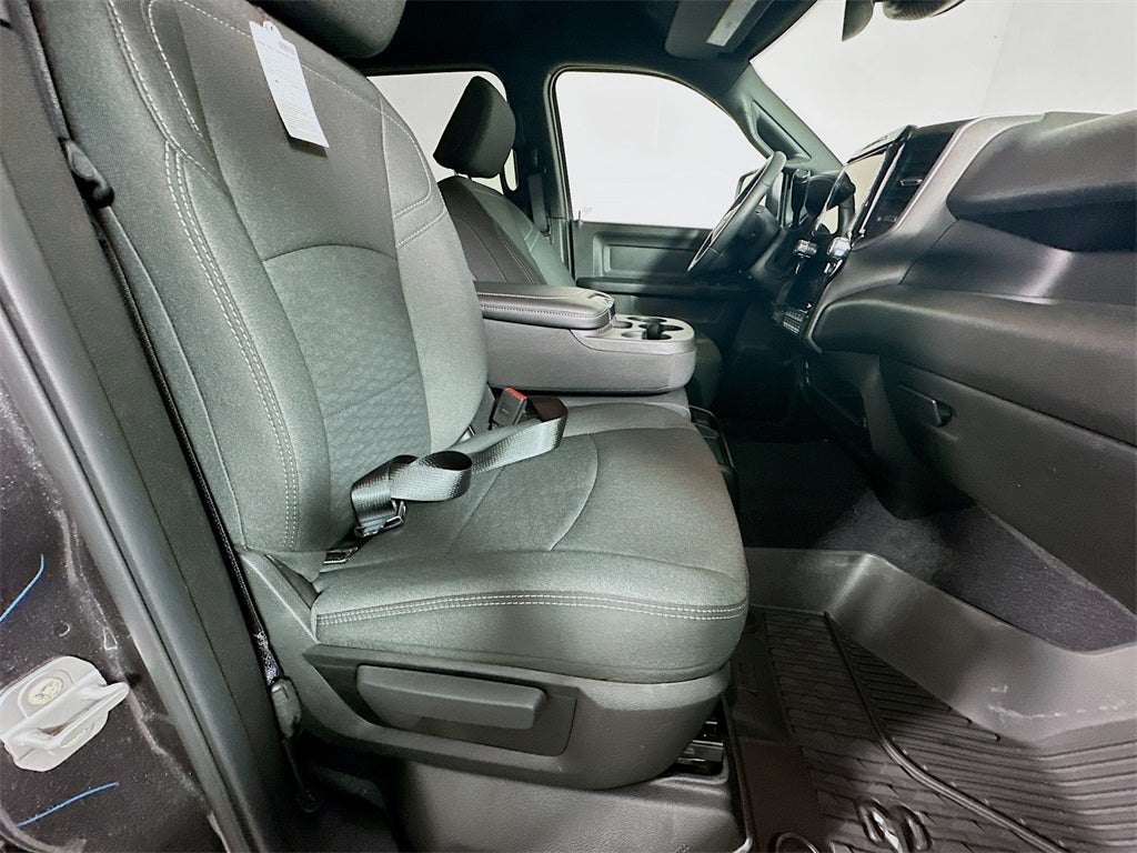 2026 RAM Ram 2500 RAM 2500 WARLOCK CREW CAB 4X4 6'4' BOX