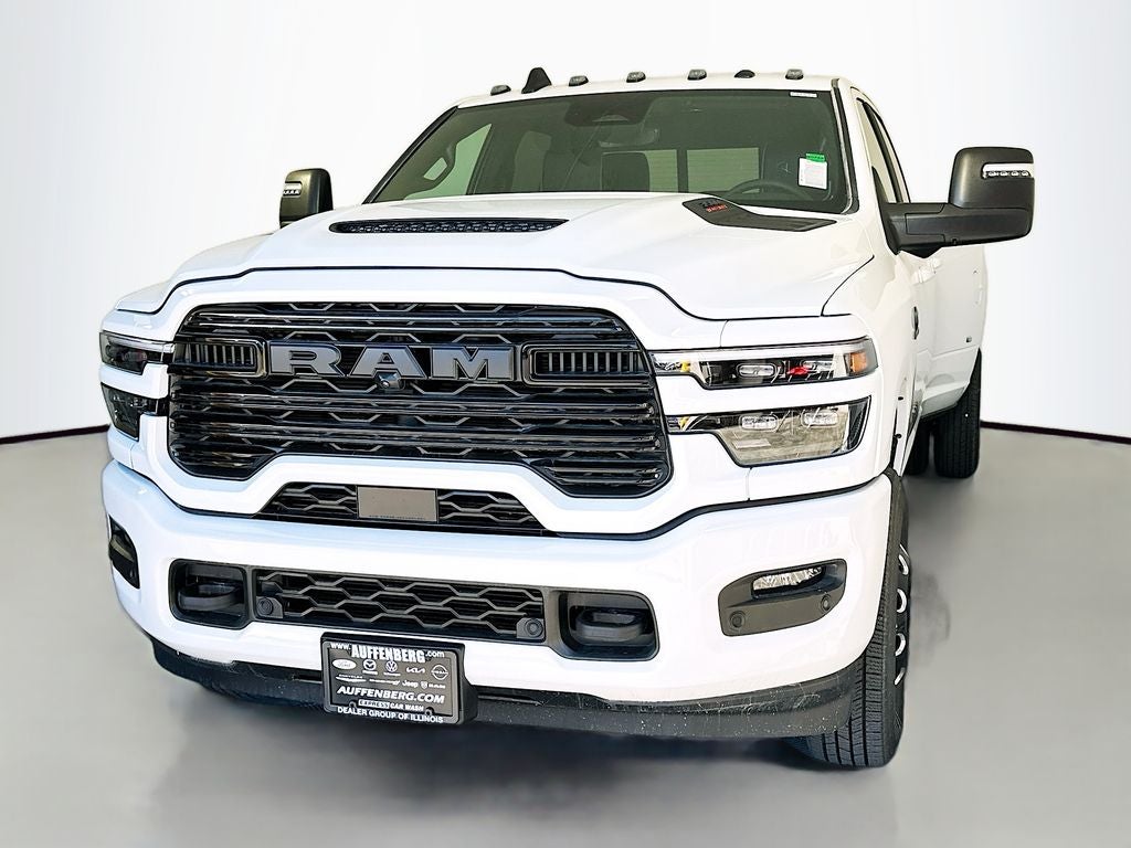 2026 RAM Ram 3500 RAM 3500 LARAMIE CREW CAB 4X4 8' BOX