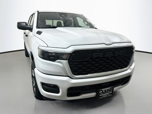 2026 RAM 1500 RAM 1500 EXPRESS CREW CAB 4X4 5'7' BOX