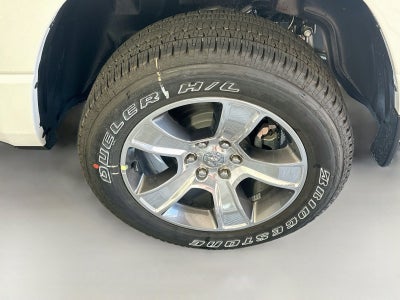 2026 RAM 1500 RAM 1500 EXPRESS CREW CAB 4X4 5'7' BOX