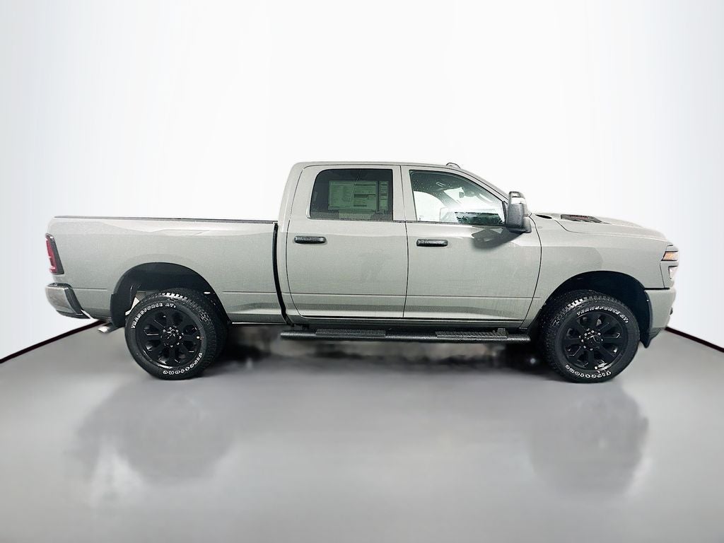 2026 RAM Ram 2500 RAM 2500 BLACK EXPRESS CREW CAB 4X4 6'4' BOX