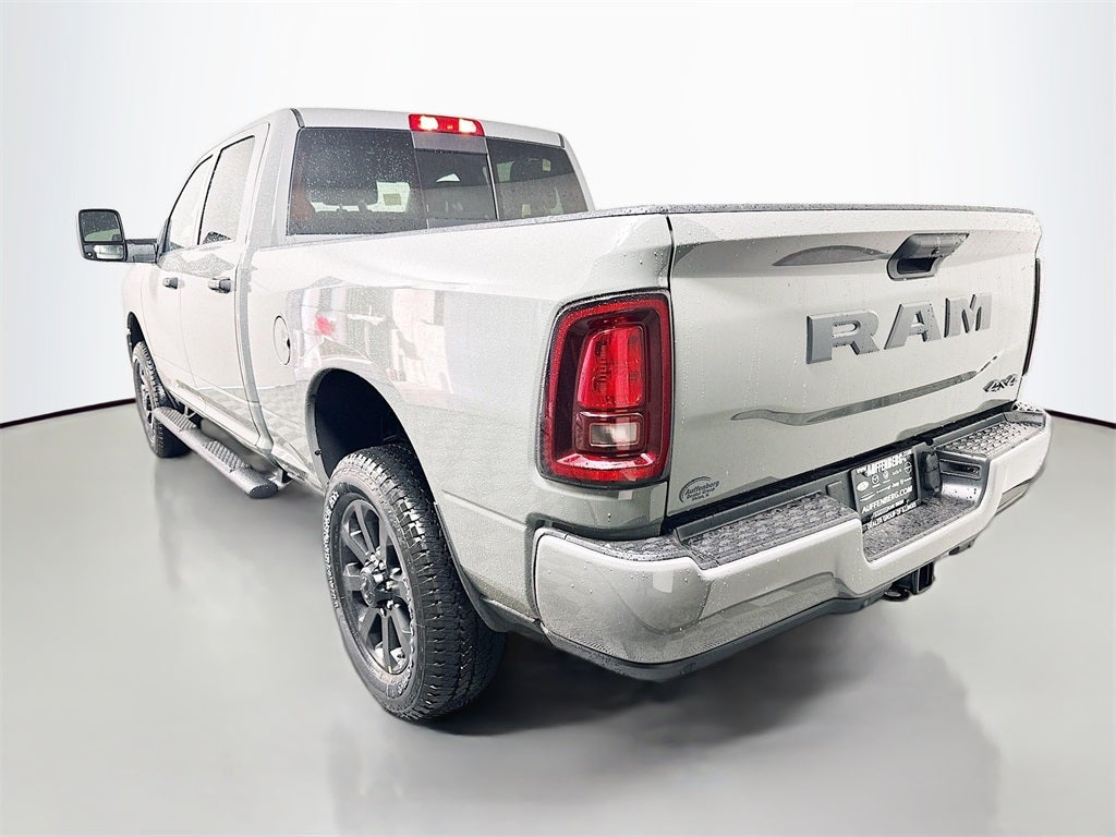 2026 RAM Ram 2500 RAM 2500 BLACK EXPRESS CREW CAB 4X4 6'4' BOX