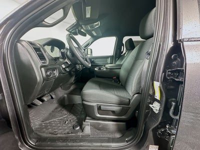 2026 RAM Ram 2500 RAM 2500 BLACK EXPRESS CREW CAB 4X4 6'4' BOX