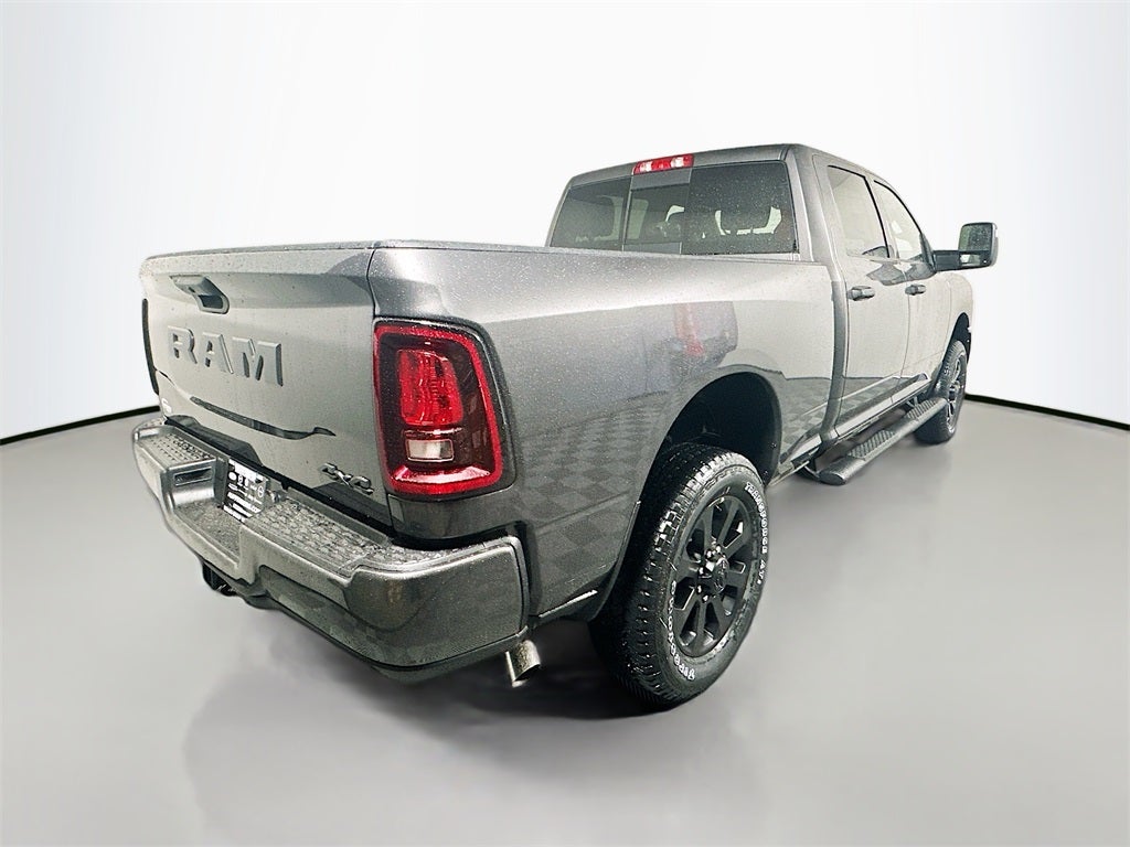 2026 RAM Ram 2500 RAM 2500 BLACK EXPRESS CREW CAB 4X4 6'4' BOX
