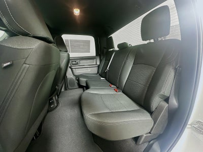 2026 RAM Ram 2500 RAM 2500 BLACK EXPRESS CREW CAB 4X4 6'4' BOX