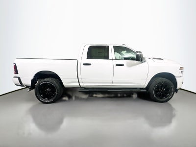 2026 RAM Ram 2500 RAM 2500 BLACK EXPRESS CREW CAB 4X4 6'4' BOX