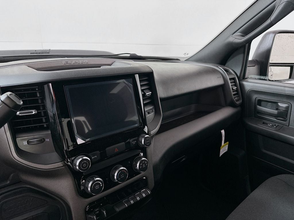 2026 RAM Ram 2500 RAM 2500 BLACK EXPRESS CREW CAB 4X4 6'4' BOX