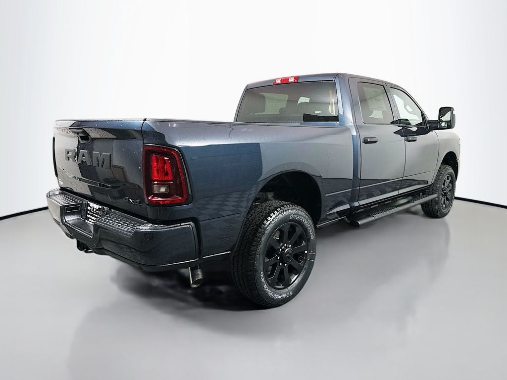2026 RAM Ram 2500 RAM 2500 BLACK EXPRESS CREW CAB 4X4 6'4' BOX
