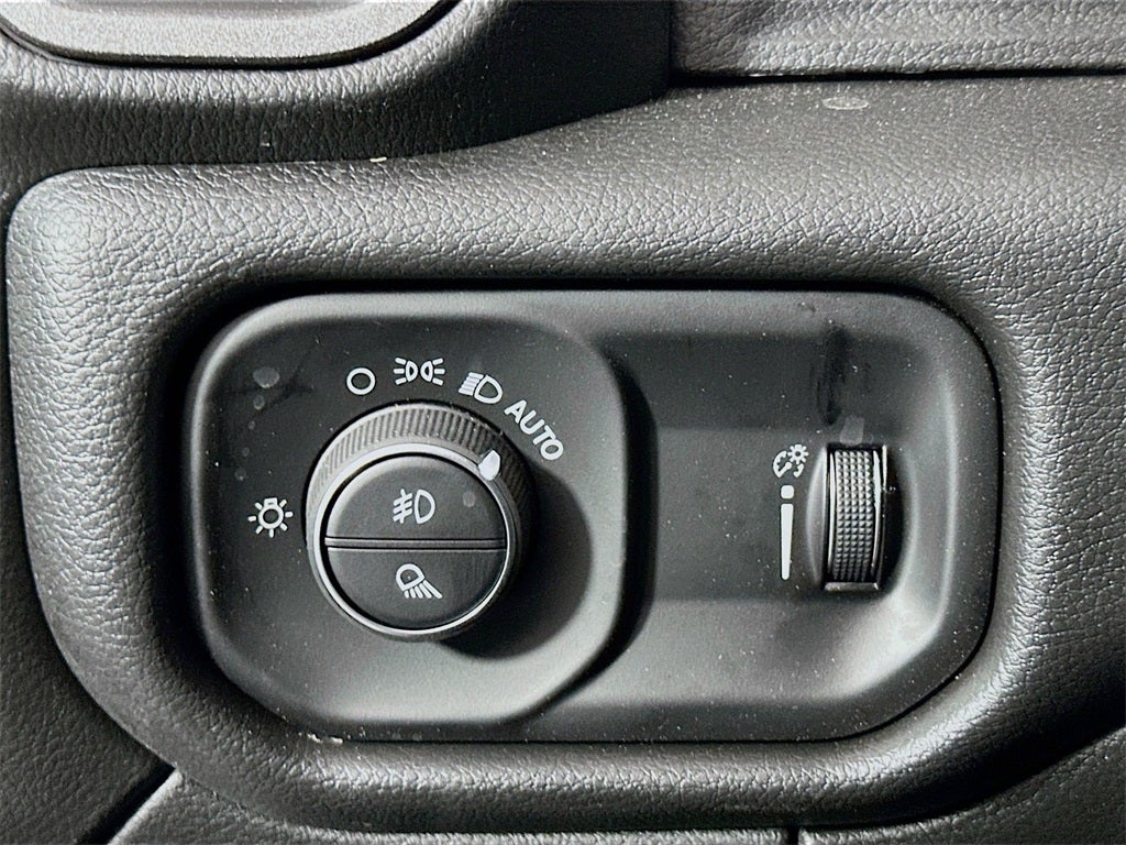 2025 RAM Ram 2500 RAM 2500 TRADESMAN CREW CAB 4X4 6'4' BOX