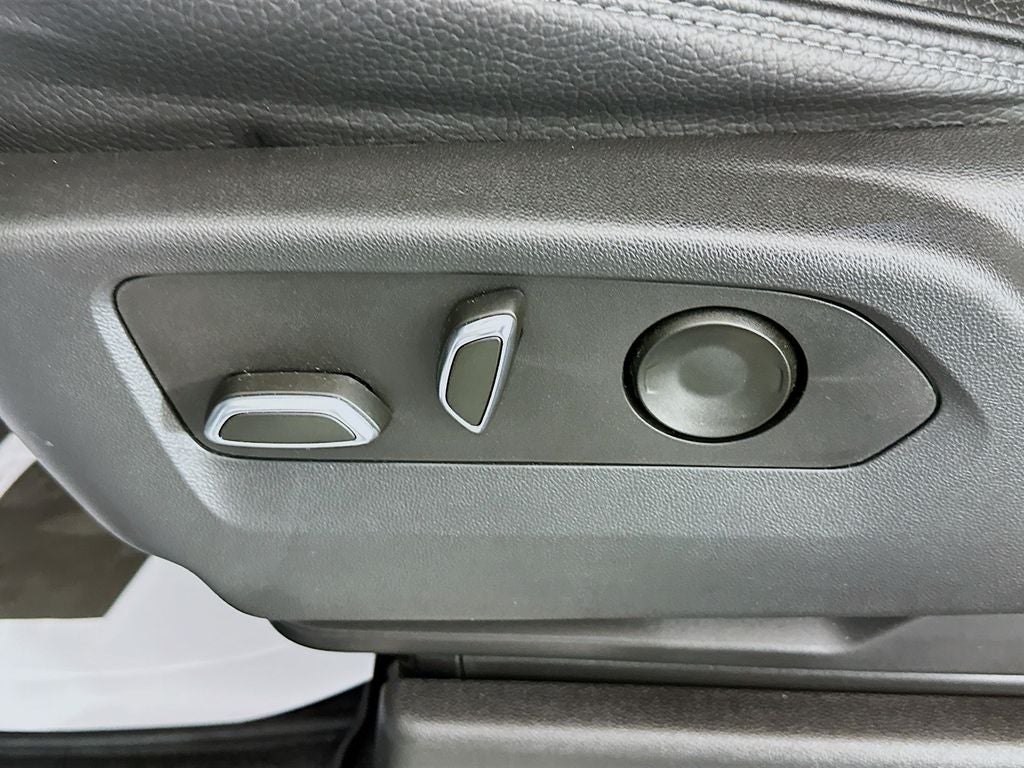 2023 GMC Sierra 1500 4WD Crew Cab Short Box Denali