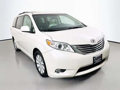 2015 Toyota Sienna XLE Premium 7 Passenger