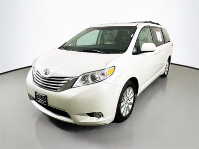 2015 Toyota Sienna XLE Premium 7 Passenger