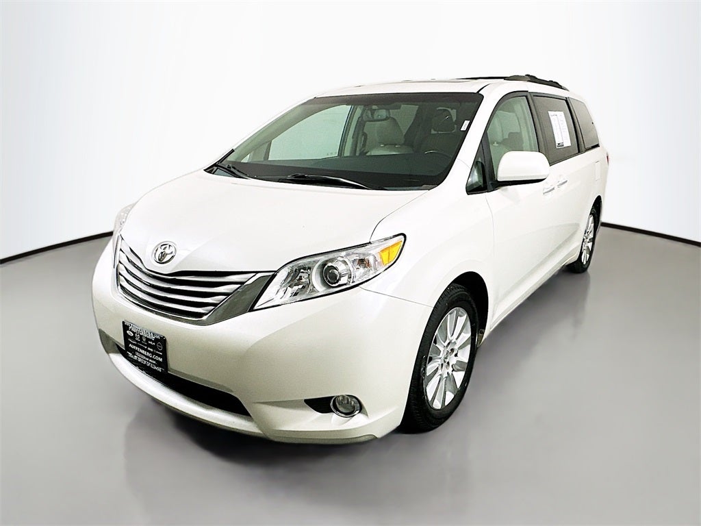 2015 Toyota Sienna XLE Premium 7 Passenger