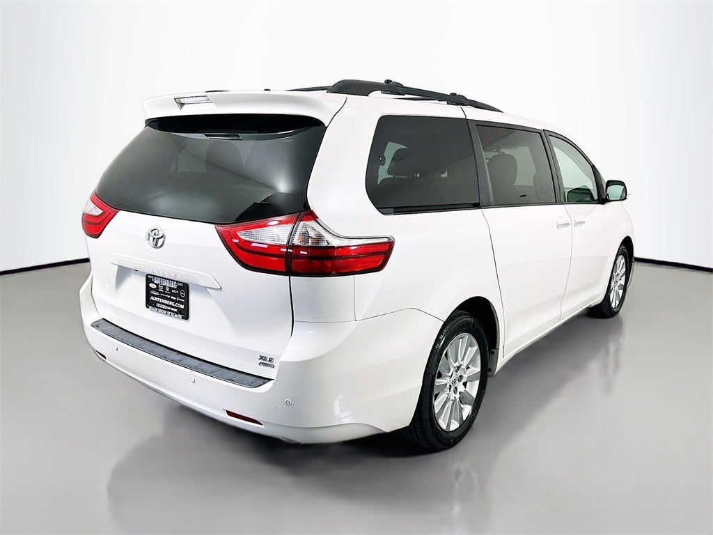 2015 Toyota Sienna XLE Premium 7 Passenger