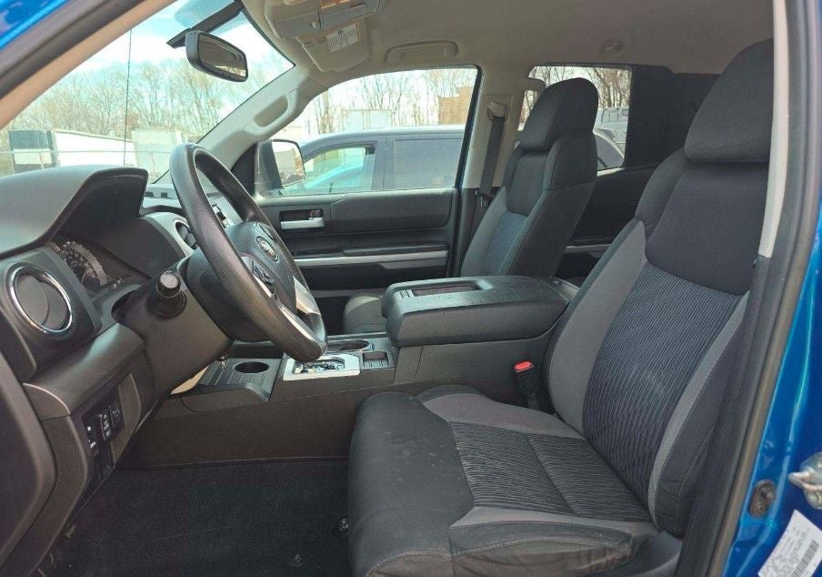 2016 Toyota Tundra SR5