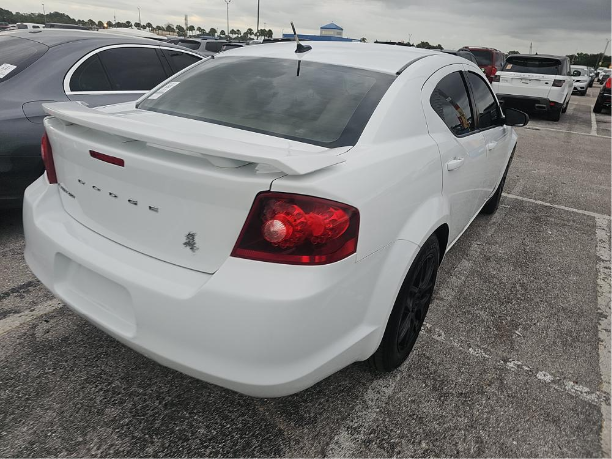 2014 Dodge Avenger SE