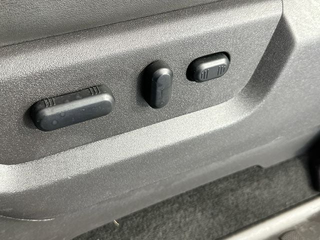 2011 Ford F-350SD Lariat 156 WB