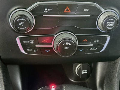 2015 Dodge Charger SE