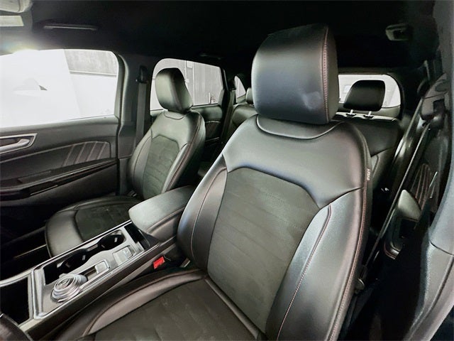 2021 Ford Edge ST Line