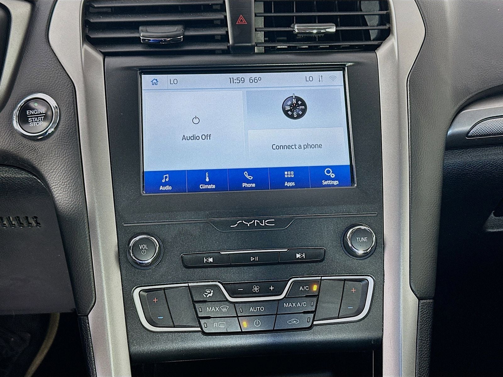2020 Ford Fusion SE