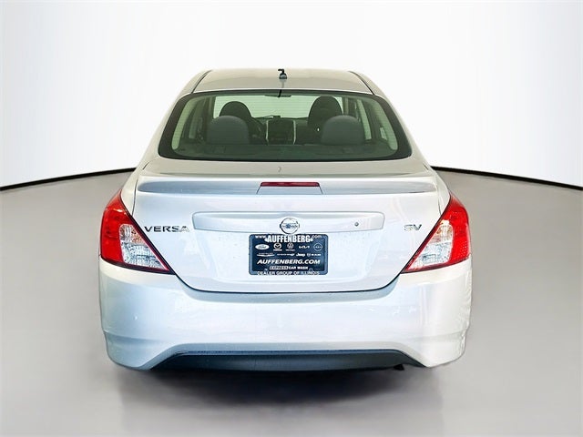 2017 Nissan Versa 1.6 SV