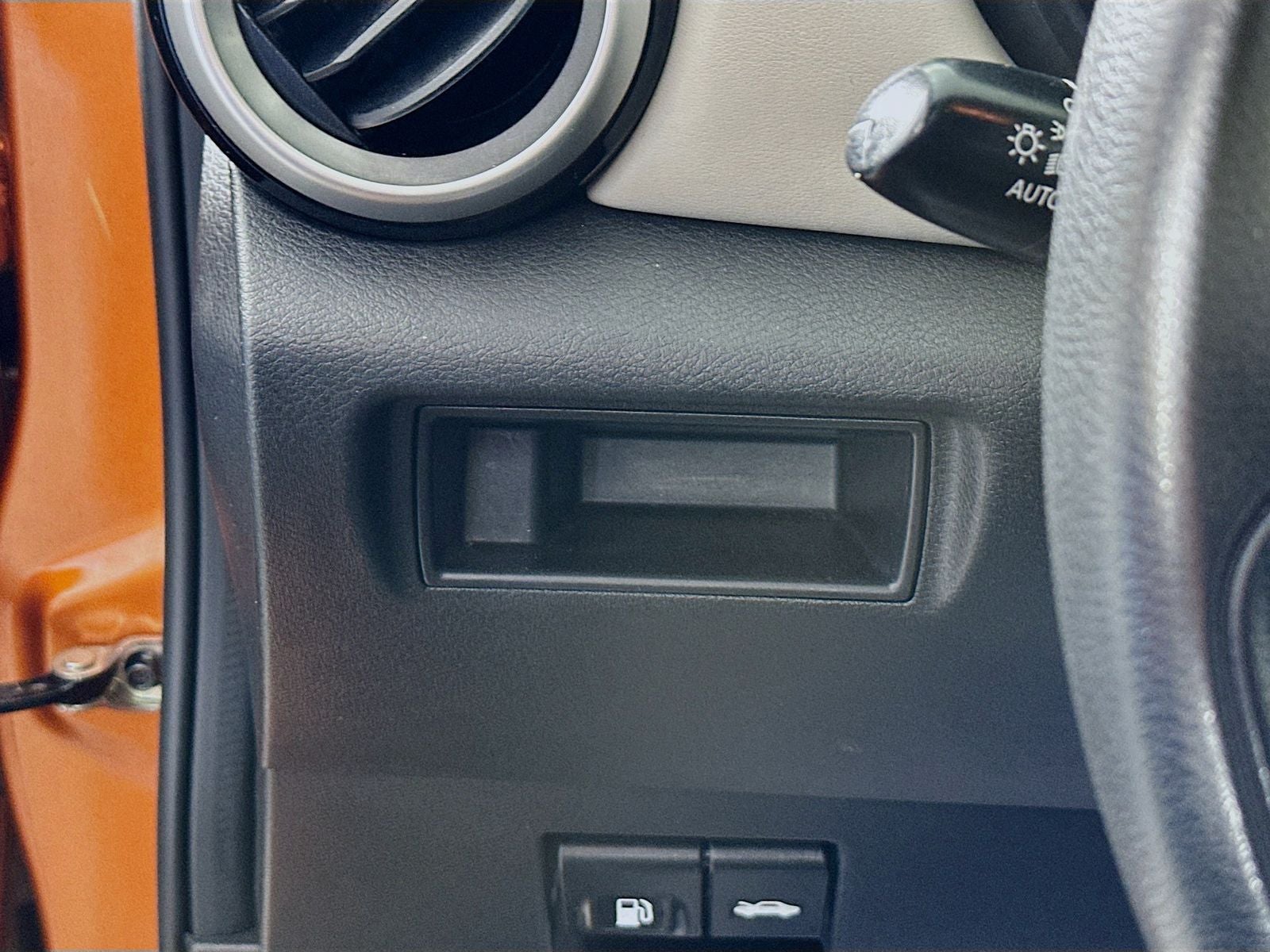 2020 Nissan Versa 1.6 SV