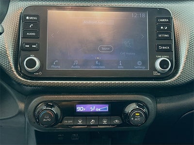 2022 Nissan Kicks SV