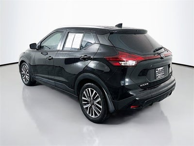2022 Nissan Kicks SV